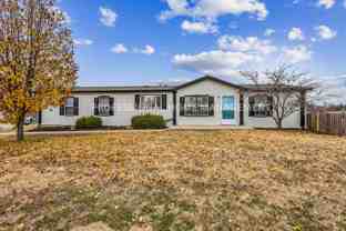 1008 W 60th St S - Photo 1 of 1