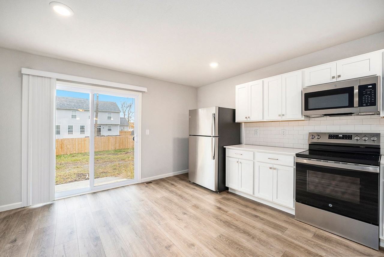 989 Lancaster Street - Photo 3 of 22