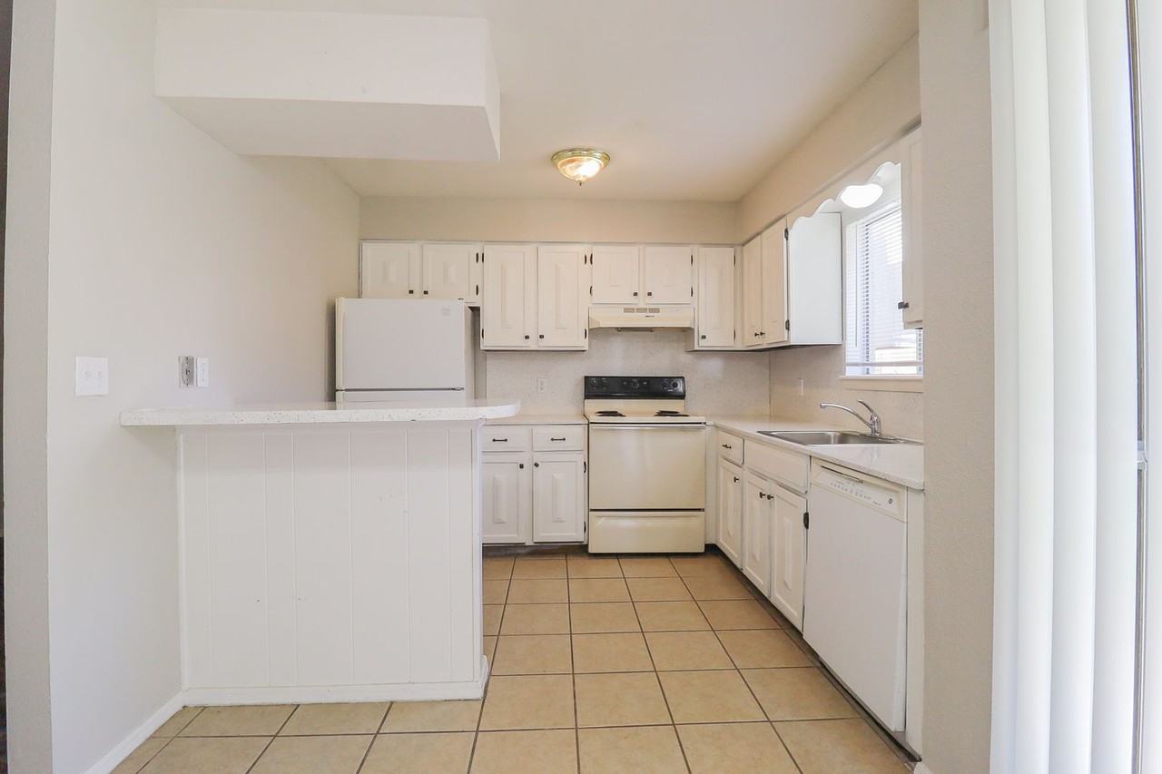 6839 S Toledo Ave #346 - Photo 6 of 28