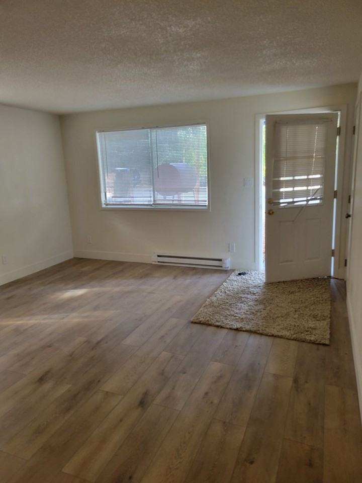 106 N Estes St - Photo 3 of 28