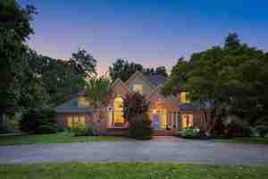 featured image of 118 Holcombe Cove Rd