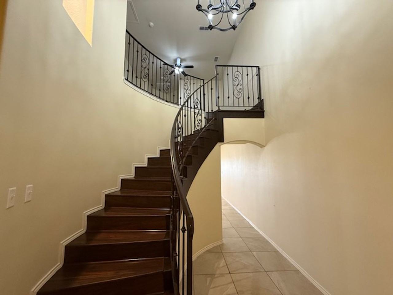 5403 Montevista Dr - Photo 3 of 27