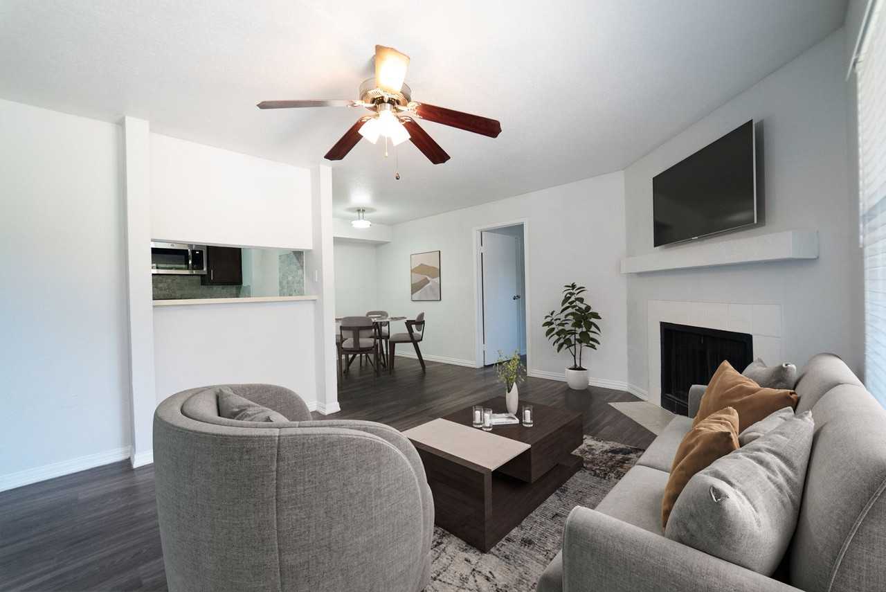 Chesapeake Apartments - Photo 7 of 50