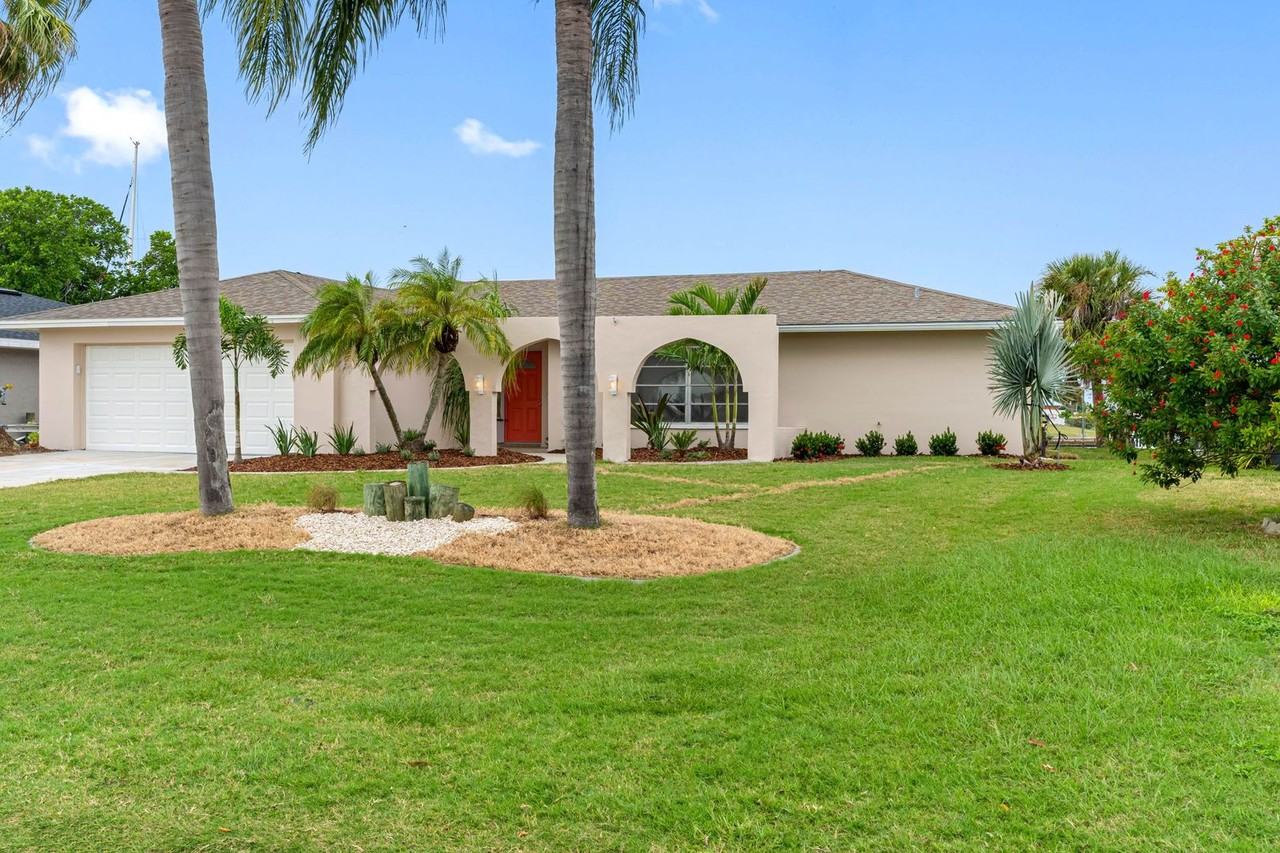 6438 Lake Sunrise Drive - Photo 3 of 50