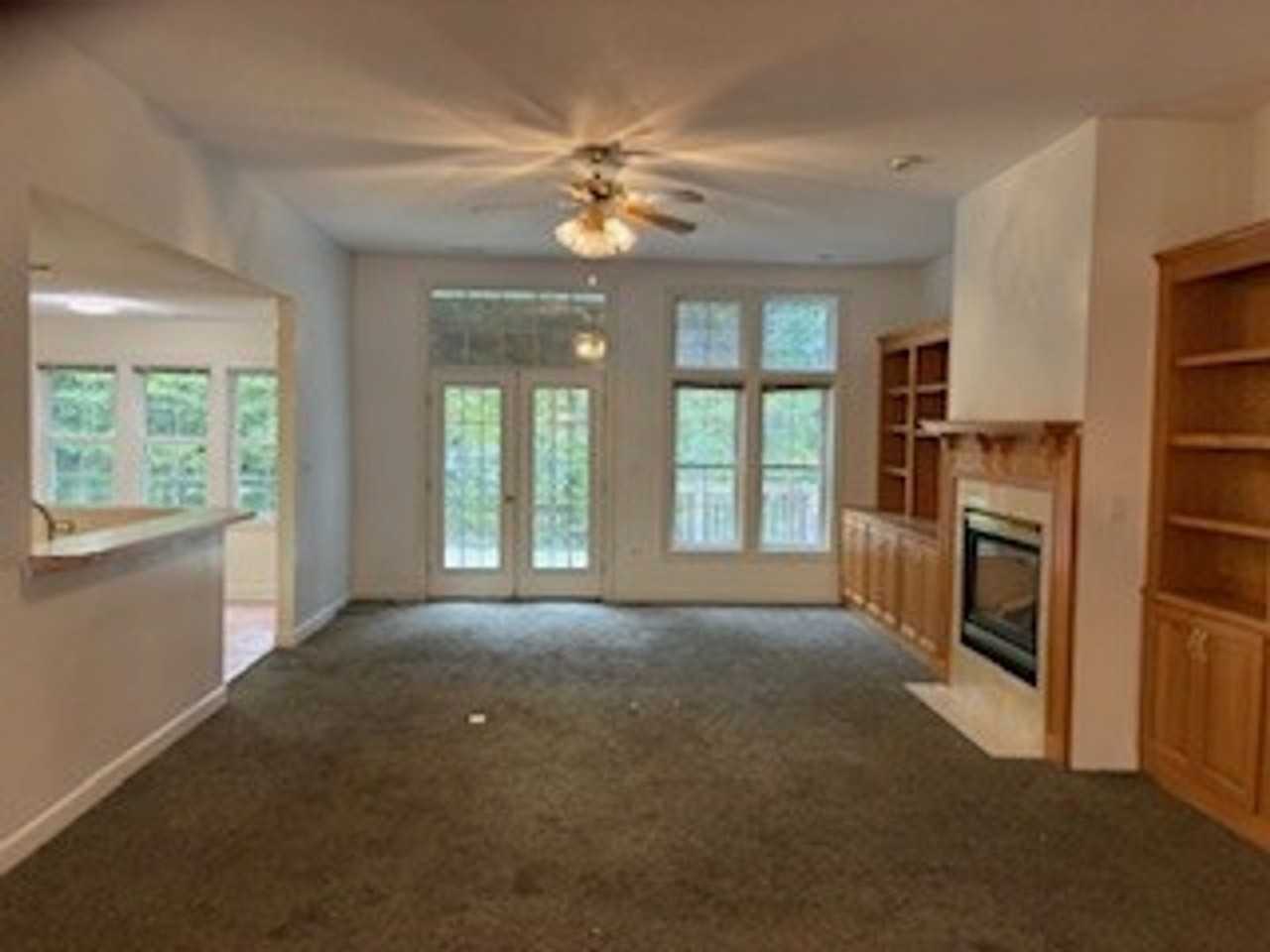 109 Neuse Circle - Photo 2 of 17