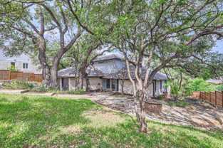 2203 Doral Dr - Photo 1 of 1