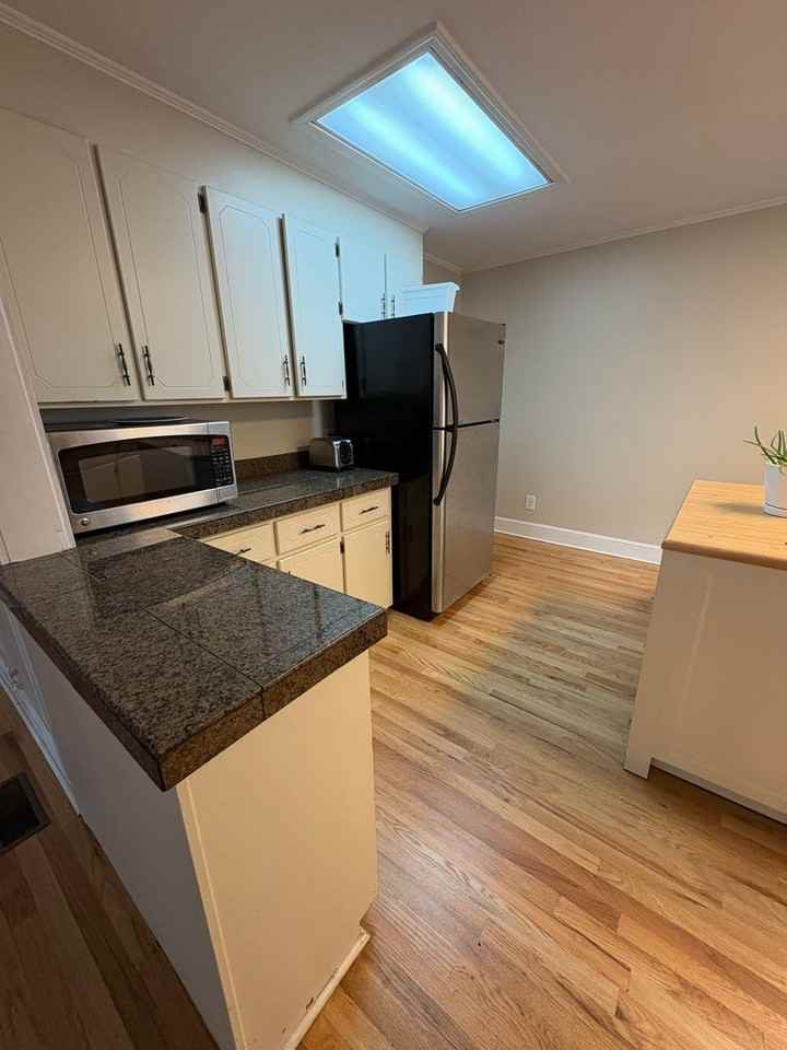 310 Echols Street #A - Photo 5 of 20