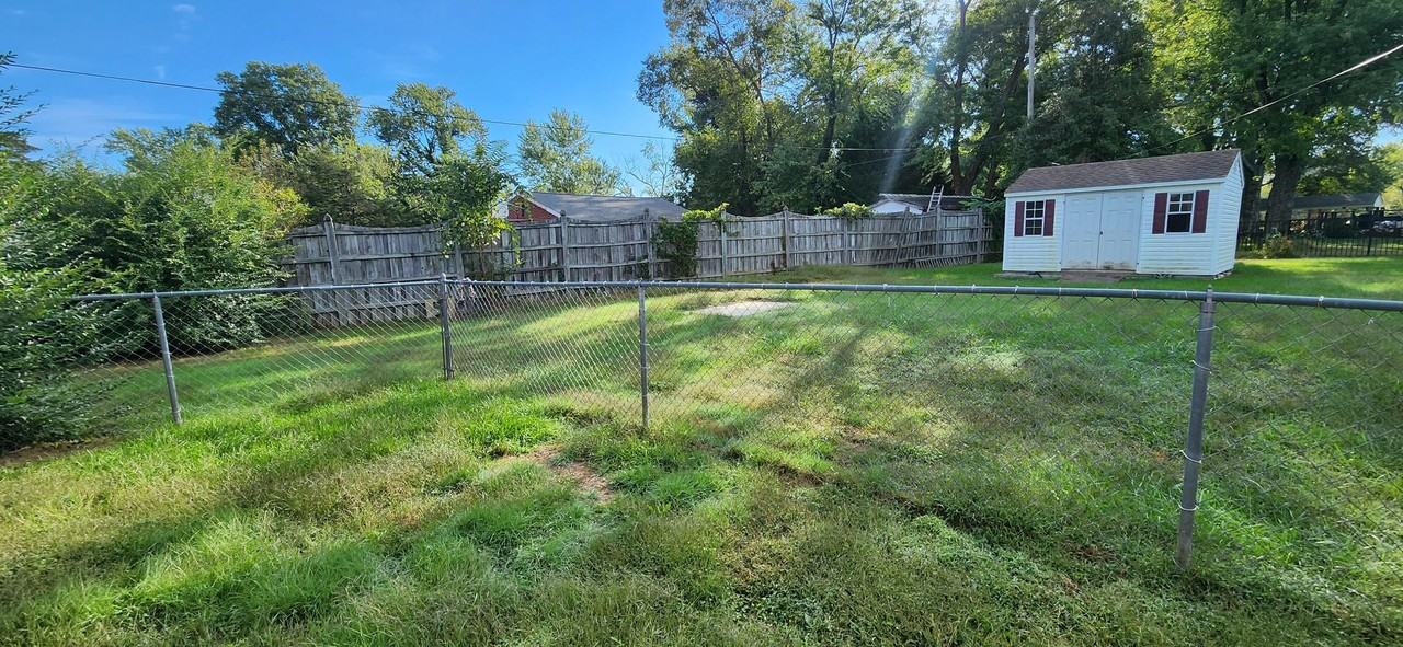 8 Fairfax Cir - Photo 5 of 9