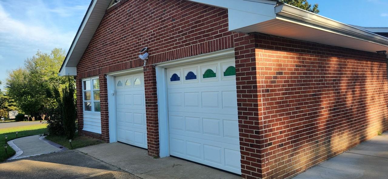 8 Fairfax Cir - Photo 2 of 9