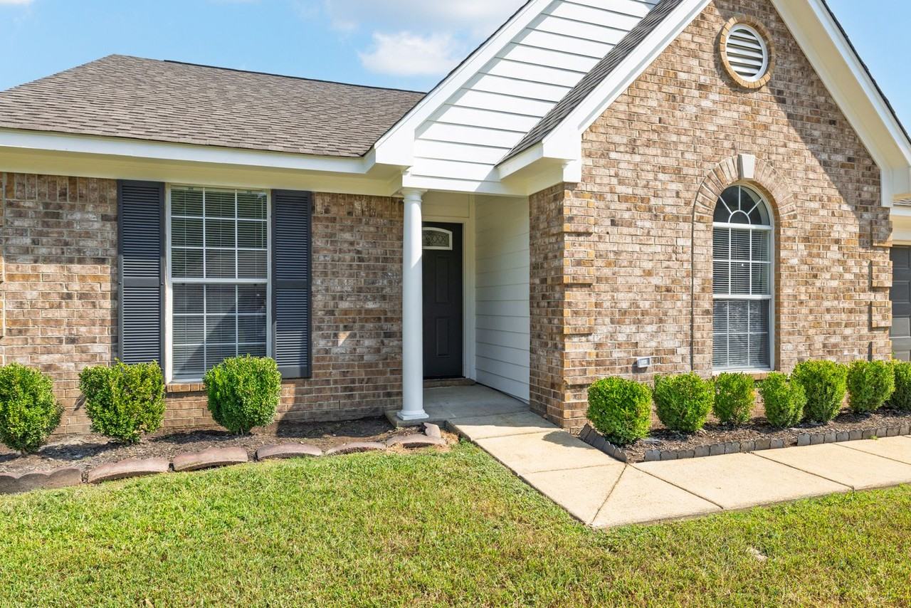 8332 Grayce Dr - Photo 3 of 29