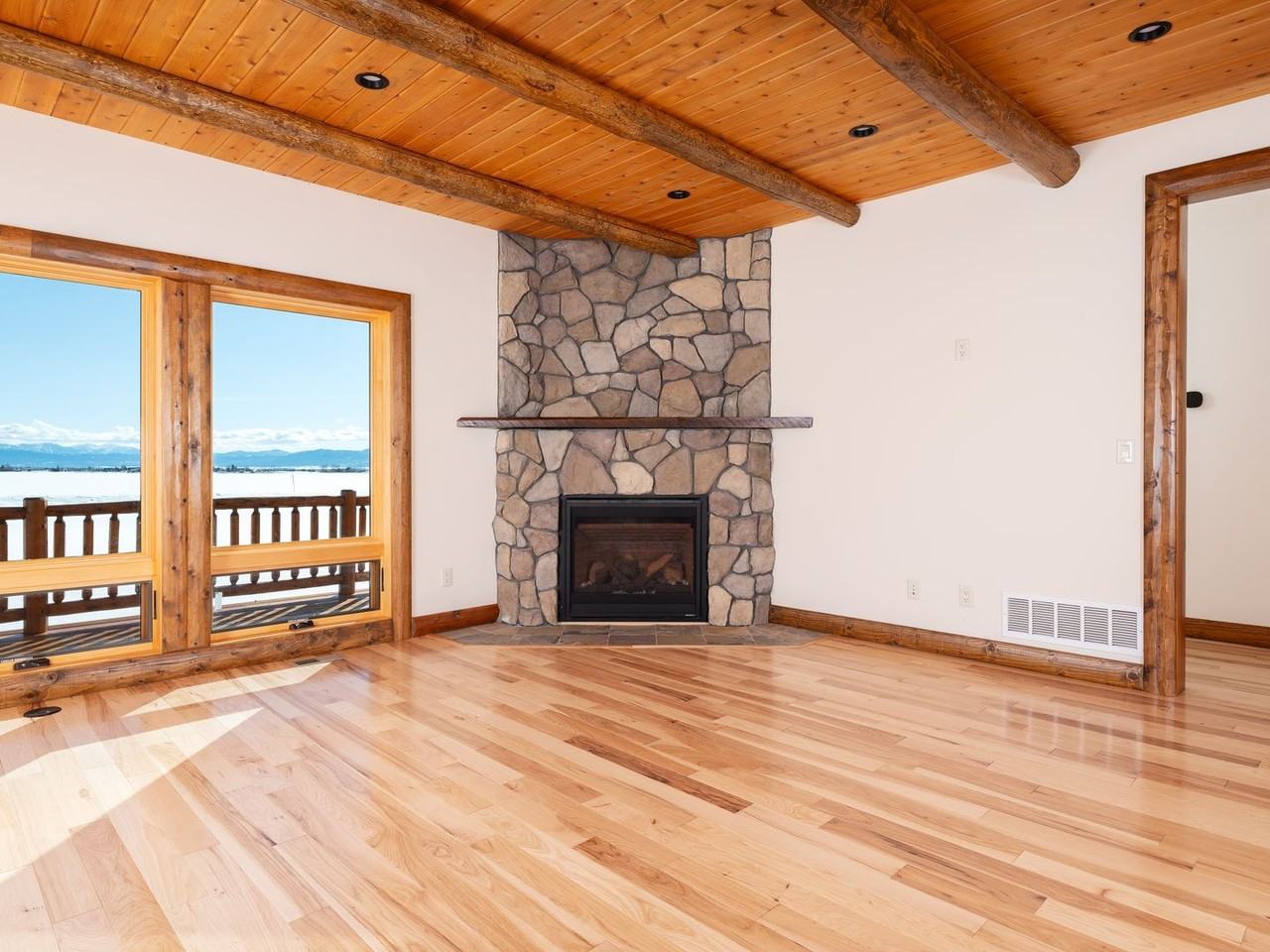 4660 Pale Morning Drive - Photo 5 of 32