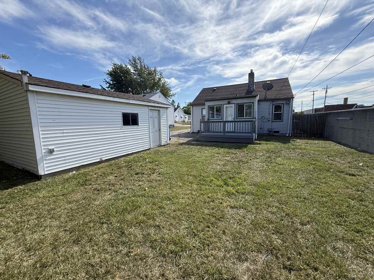 8035 Chapp Avenue #NA - Photo 3 of 9