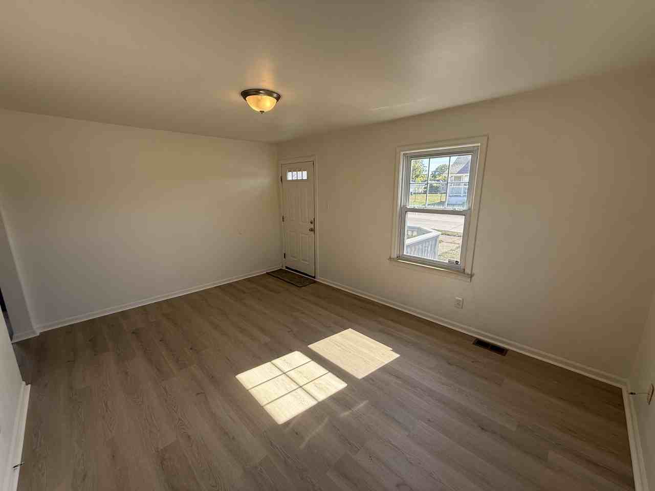 8035 Chapp Avenue #NA - Photo 5 of 9