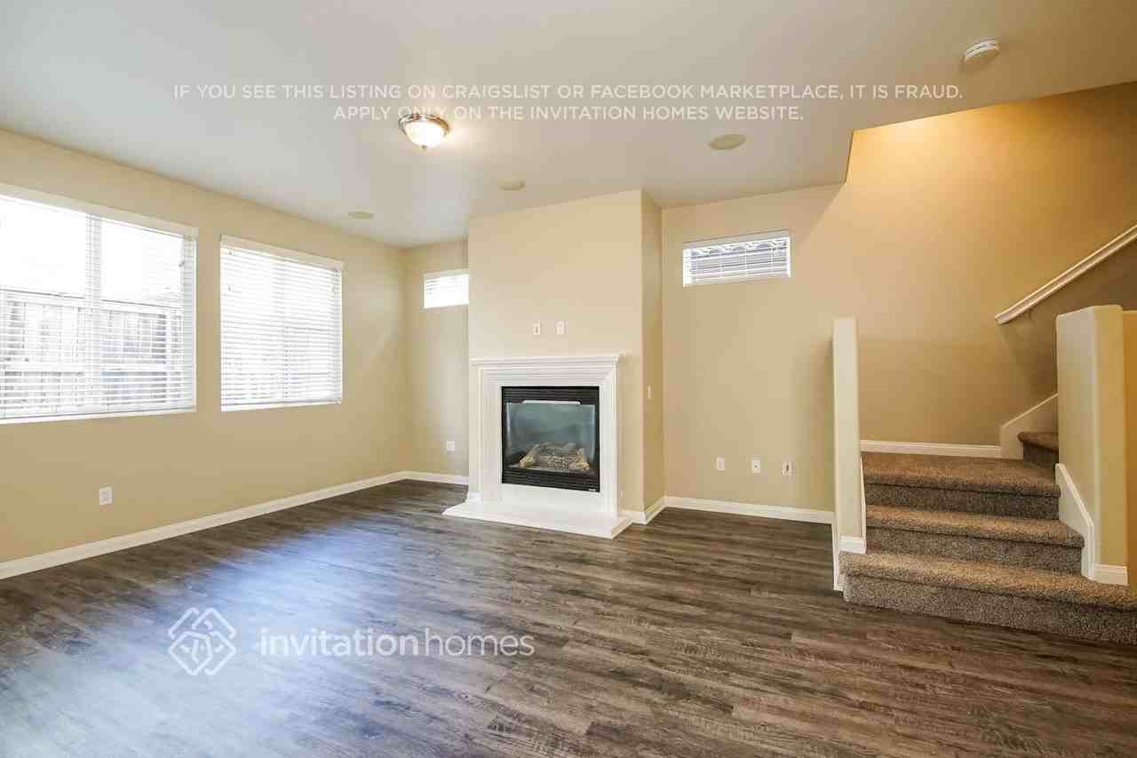 3611 Scribner Lane - Photo 5 of 19