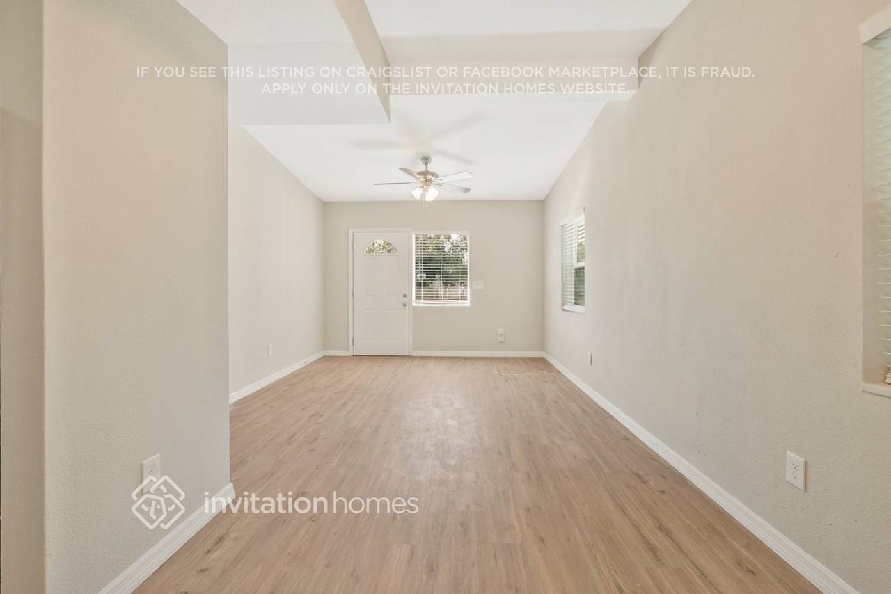 900 Horizon Street - Photo 4 of 28