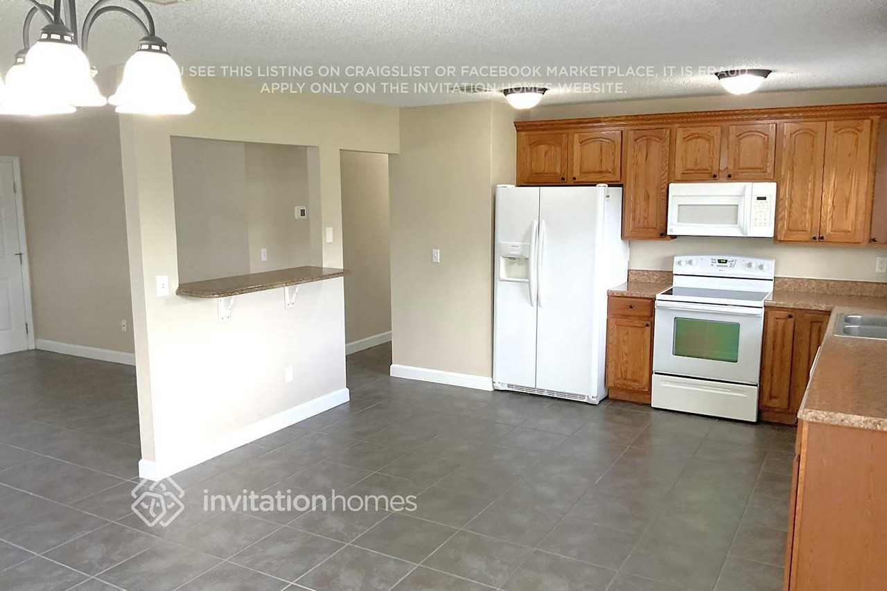 1640 Paragon Rd Se - Photo 5 of 15