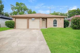 1820 Eagle Dr - Photo 1 of 1