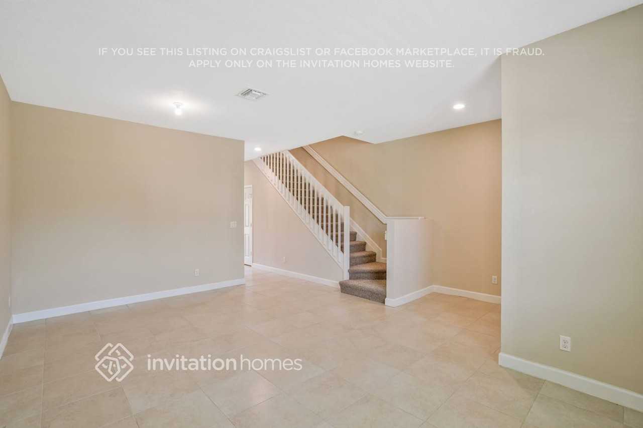 5318 Ellery Ter - Photo 3 of 24