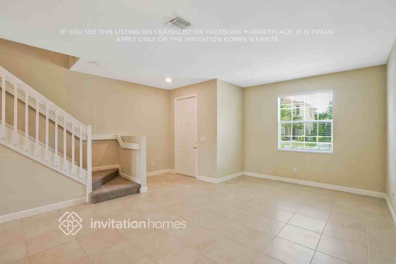 5318 Ellery Ter - Photo 4 of 24