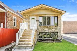 11114 S Troy St - Photo 1 of 1
