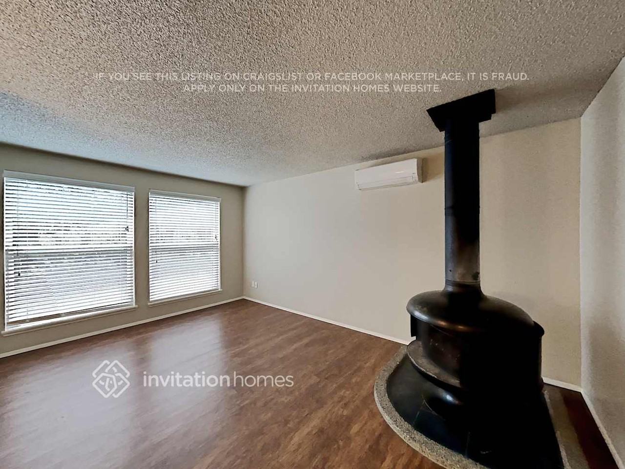 5149 Bristonwood Dr W - Photo 4 of 20