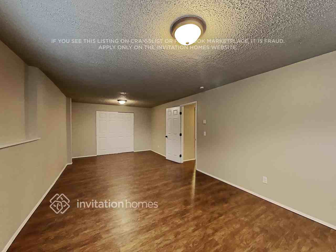 5149 Bristonwood Dr W - Photo 6 of 20