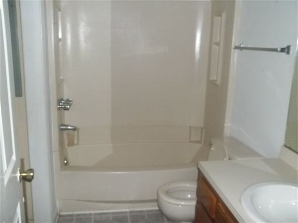 217 Sandcreek Dr - Photo 3 of 7