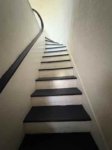 1001 Taylor St - Photo 2 of 10