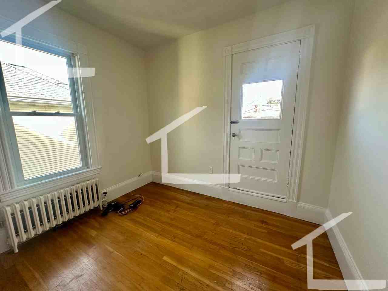 77 77 Fairbacks St - Photo 7 of 19