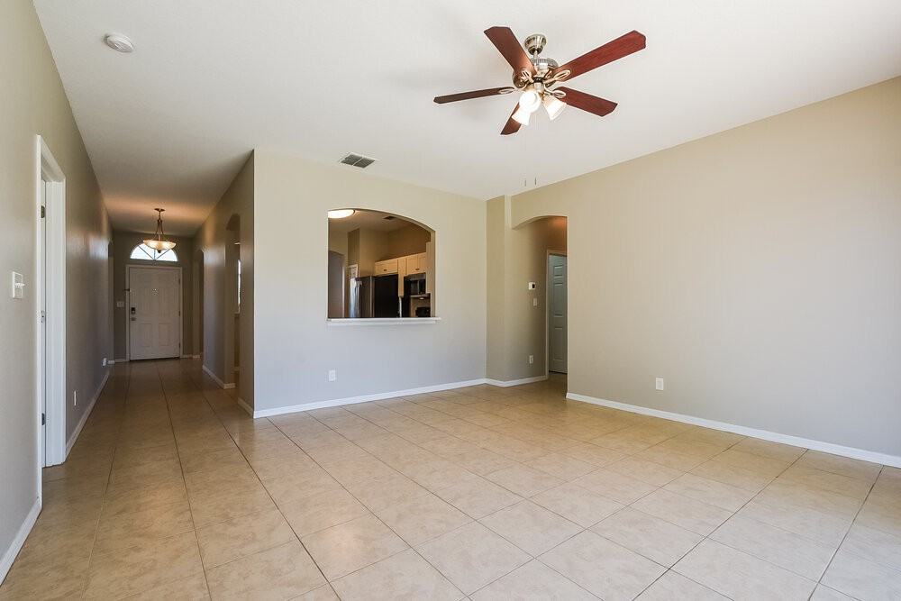 2701 Andes Way - Photo 4 of 16