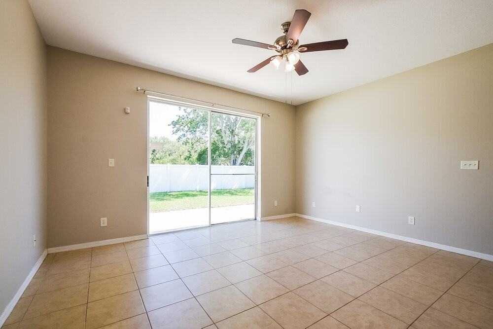 2701 Andes Way - Photo 5 of 16