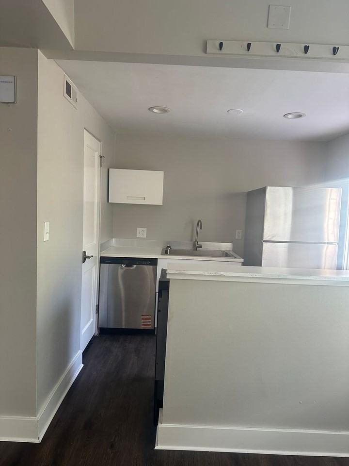 Grandview Apartments - Photo 3 of 10