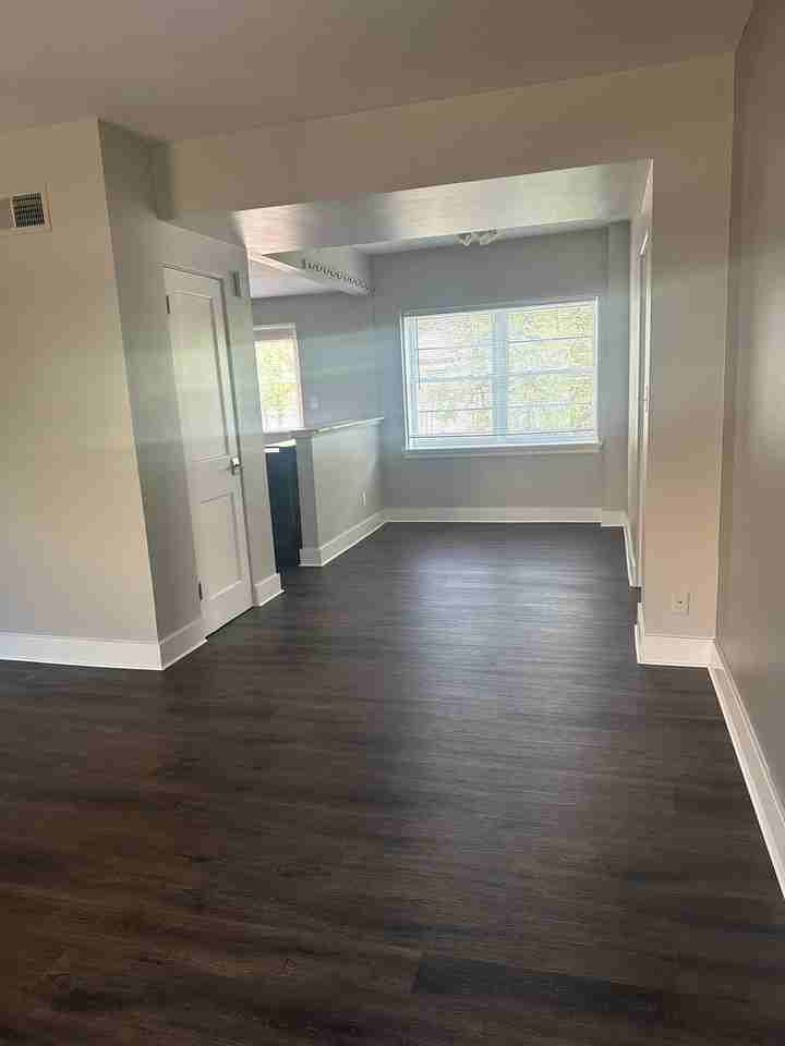 Grandview Apartments - Photo 6 of 10