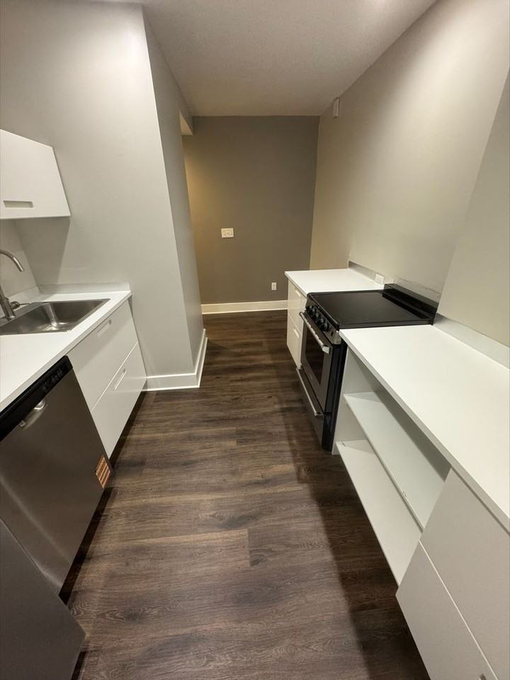Grandview Apartments - Photo 2 of 14