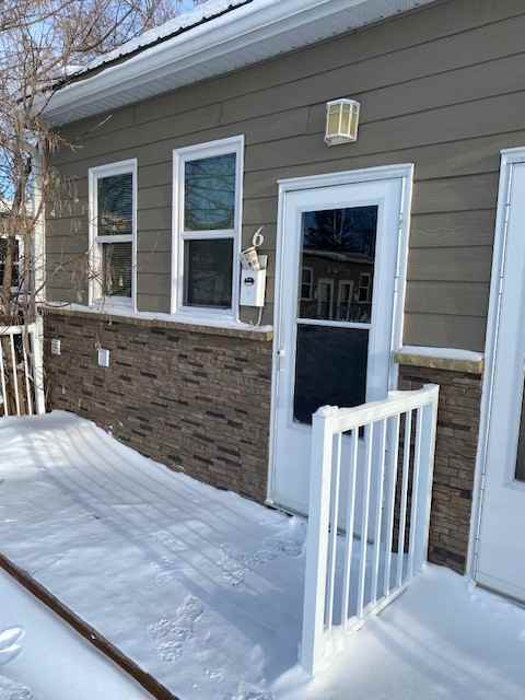 579 Washington Ave #9 - Photo 2 of 11