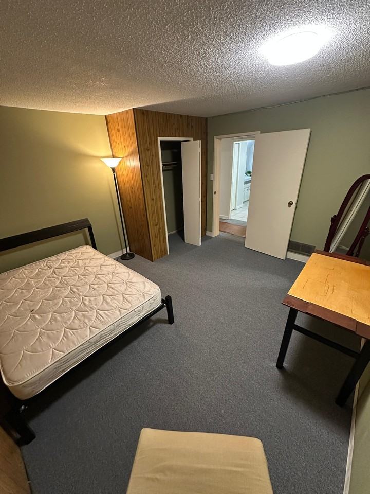 784 56th Ave E #1 - Photo 7 of 10