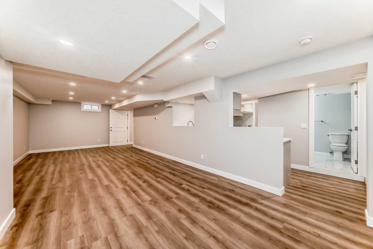 4752 B-4752 Memorial Drive East #1 - Photo 7 of 42