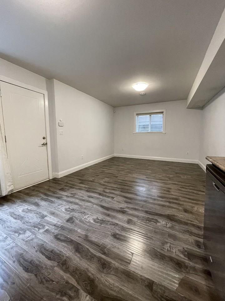 7333 194 St #BS - Photo 5 of 16