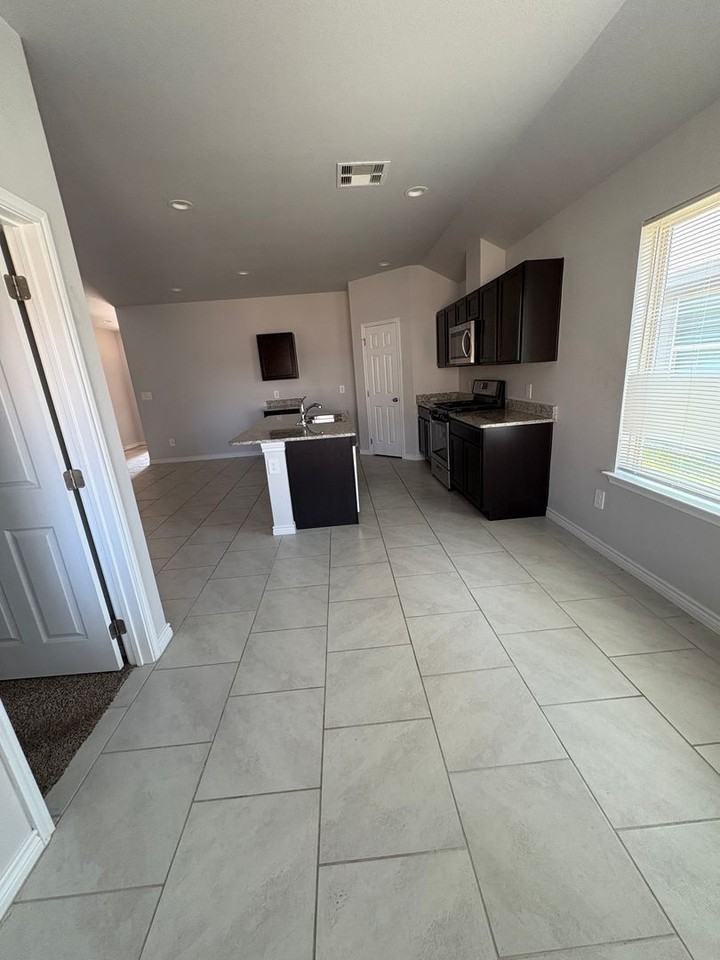 2313 Restful Ln - Photo 3 of 9