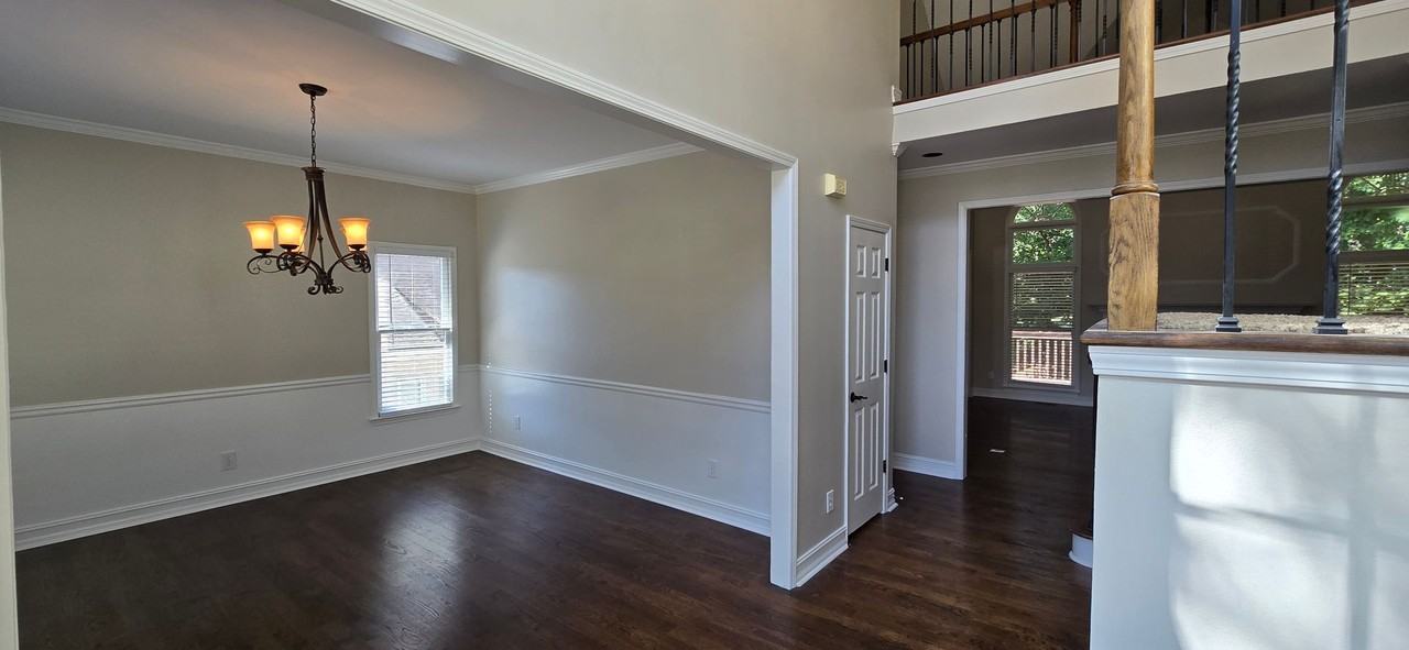 606 Villa Estates Ln - Photo 2 of 26