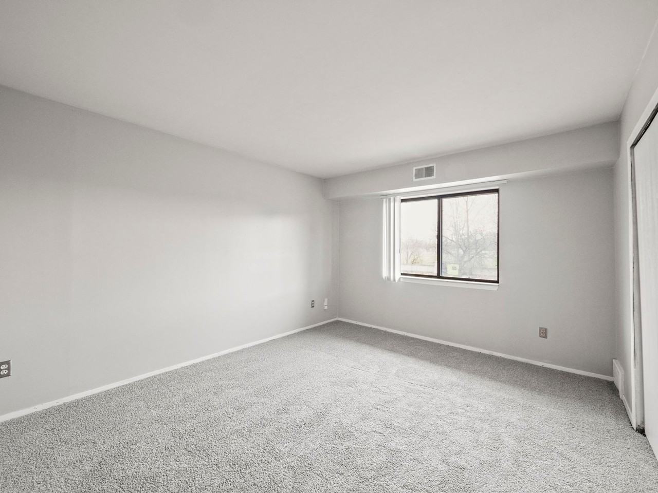 Glenwood Apartments - Photo 6 of 14