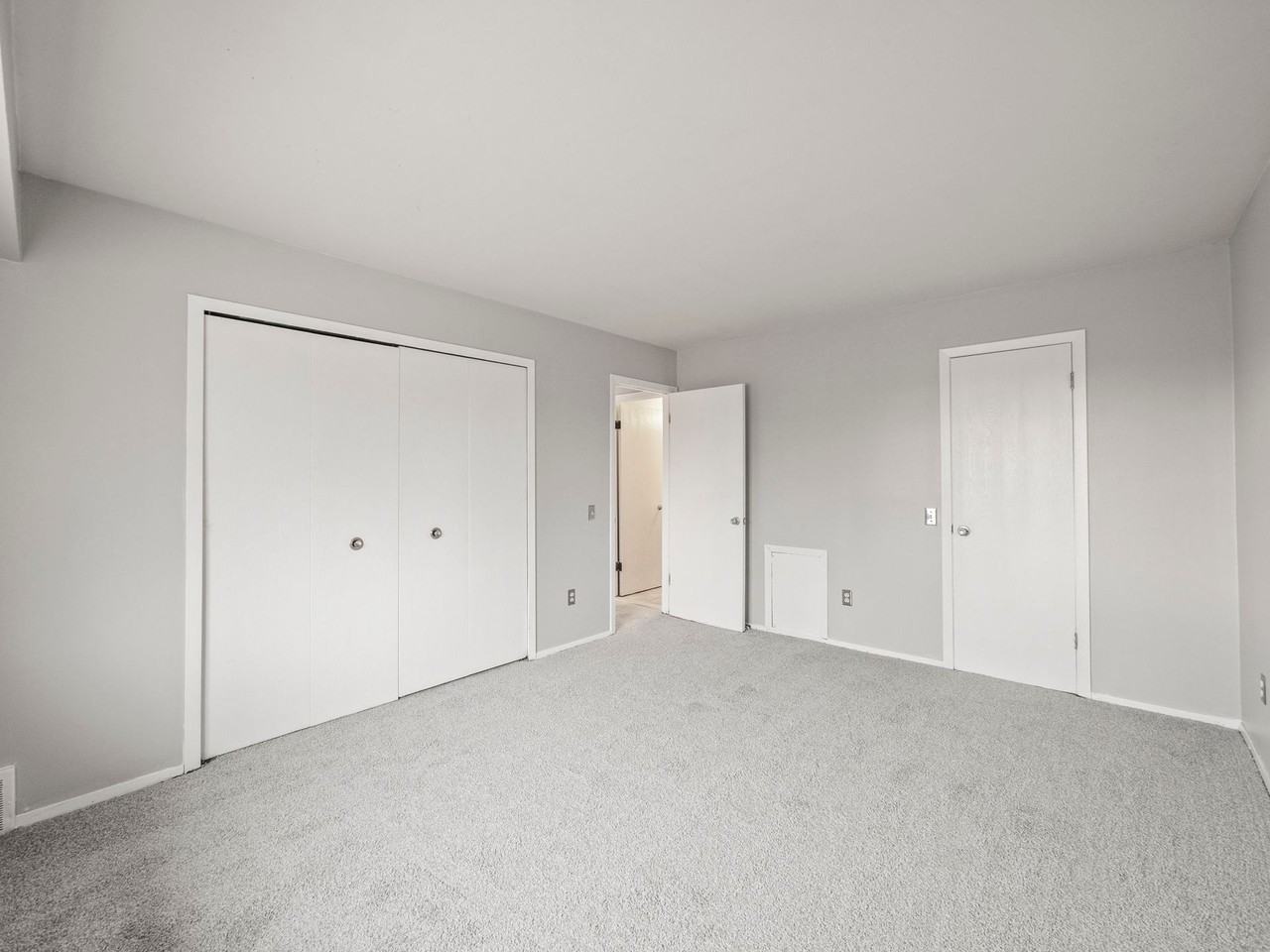 Glenwood Apartments - Photo 7 of 14