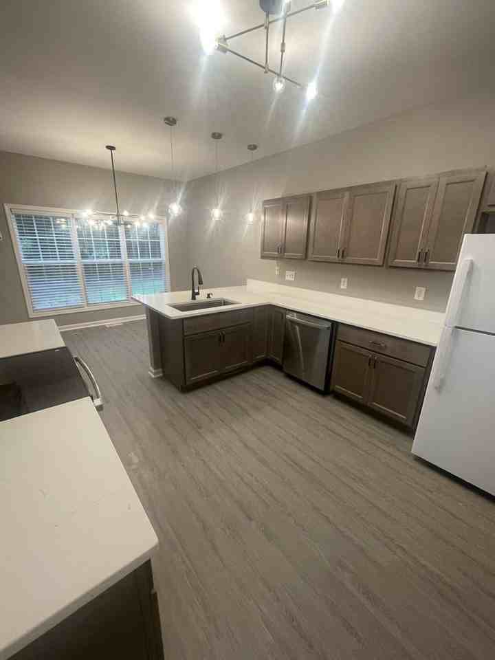 4201 Beacon Crest Way - Photo 6 of 25