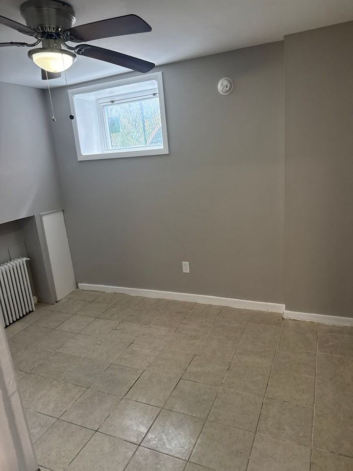 Kennedy Court - Photo 2 of 9