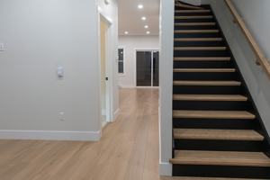 featured image of 123 Colonial Crescent #1