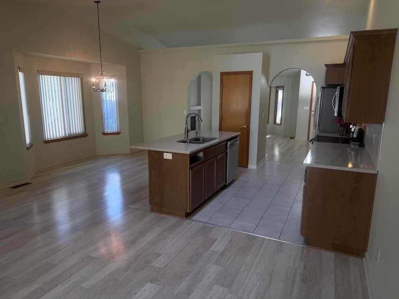 16827 Southwest Shelby Court - Photo 6 of 40