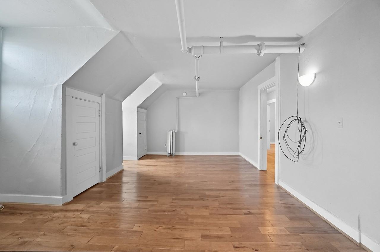 The Herford Apts - Photo 6 of 50