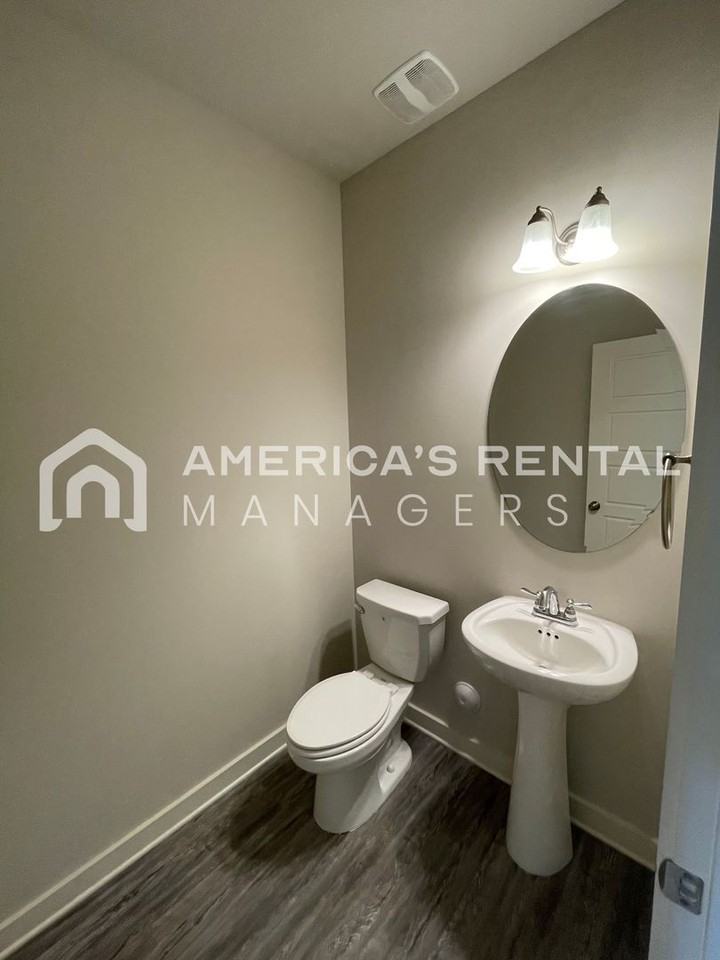 5714 Cheshire Cove Cir - Photo 4 of 38