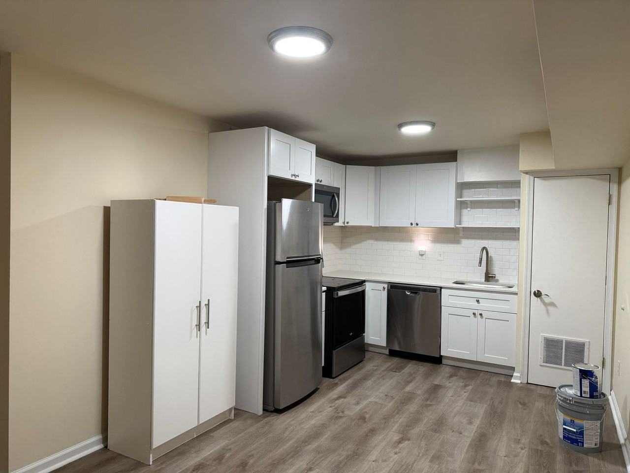Modern New Luxury Temple Apartments - Photo 2 of 33