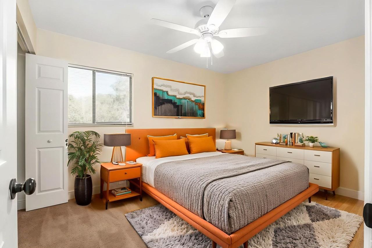 Village Square Apartments - Photo 7 of 7